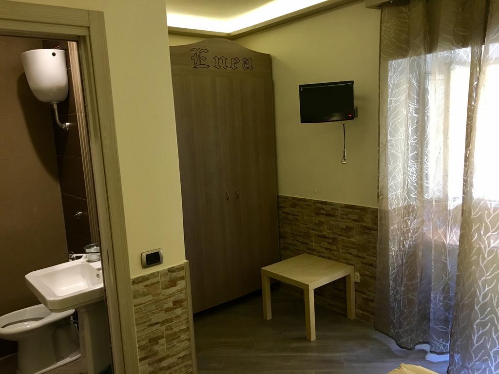 Pensione Enea Napels Buitenkant foto