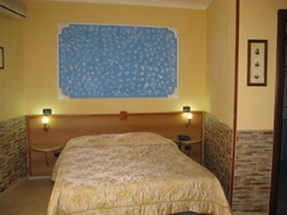 Pensione Enea Napels Buitenkant foto